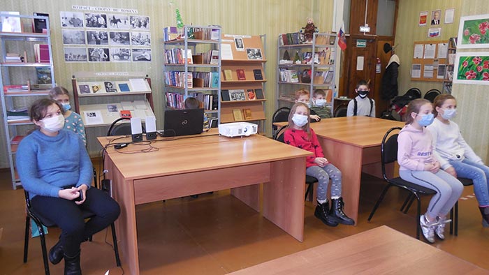 Познавательный час "Полезные и вредные привычки" в Пекшинской сельской библиотеке