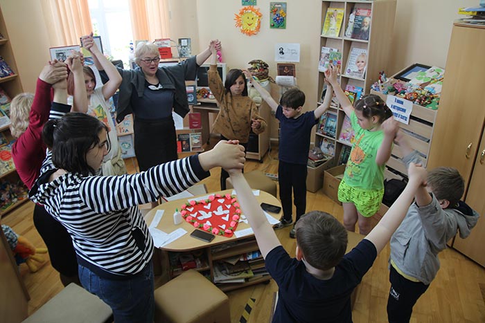 Познавательно – развлекательное мероприятие «Семья – это важно!» в Крутовской сельской библиотеке