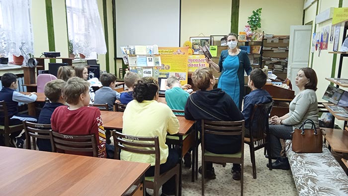 Литературный салон "Мир Достоевского детям"