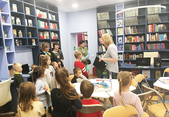 Экскурсия «Мир детских книг зовет вас в гости» в детском литературно-эстетическом центре