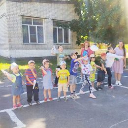 Детский праздник «Самолёт-шоу» на летней площадке детского сада № 38 пос. Нагорный